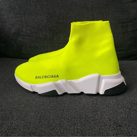 Size 6 (36)- Balenciaga Speed Trainer Neon/Yellow - Picture 4 of 8